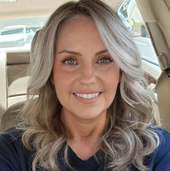 Meet your Posher, Jill - Picture 1 of 1